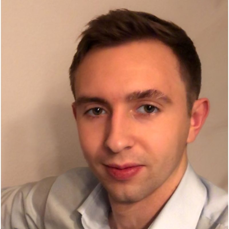  Erik Gomoll